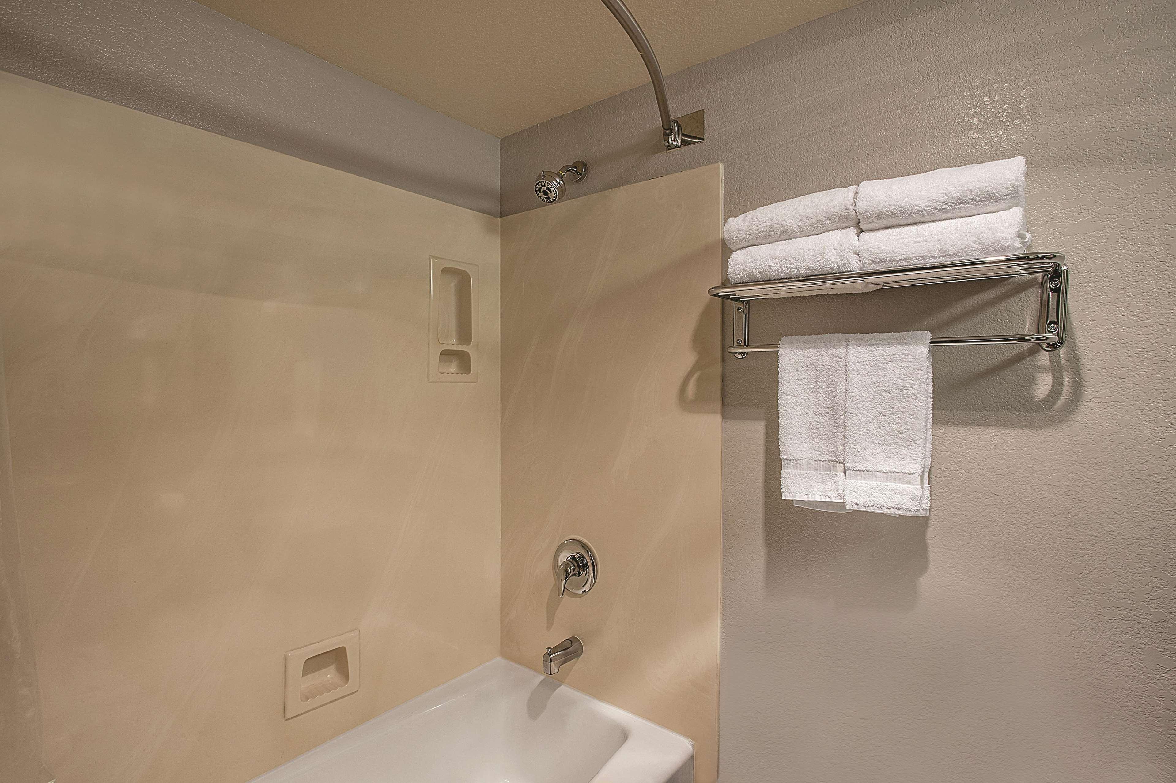 La Quinta By Wyndham Davis Hotel Luaran gambar